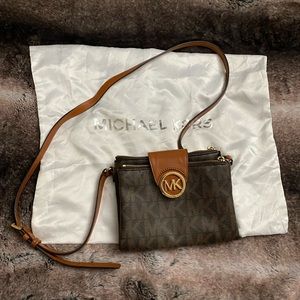 Michael Kors Crossbody
